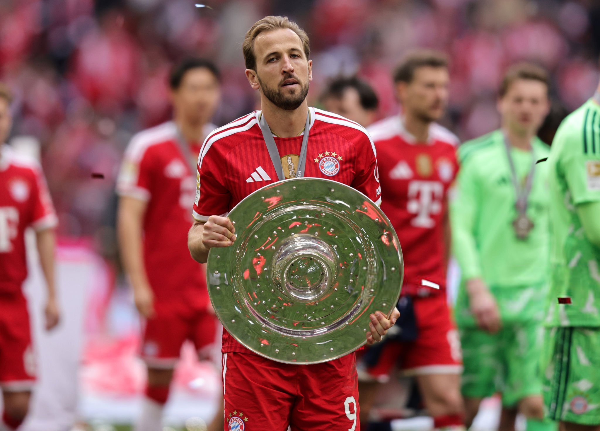 🚨 Harry Kane: “Contract talks are going well. Hopefully in the next one or two months we…